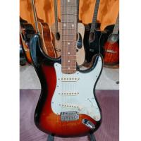Fender Stratocaster Vintera 60s PF 3TS 3 Color Sunburst Ex Demo Perfette Condizioni Chitarra Elettrica_2