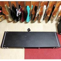 Fender Classic Series Wood Case Precision Bass/Jazz Bass Black Custodia rigida in legno per Basso Elettrico_5