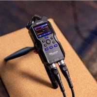 Zoom H4essential Registratore Multitraccia_3