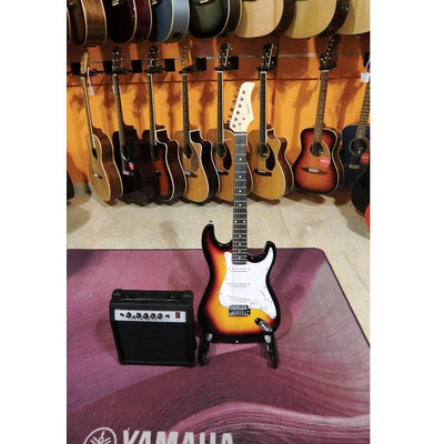 Noleggio Chitarra Elettrica Maxine con Amplificatore Cavo e Gig Bag