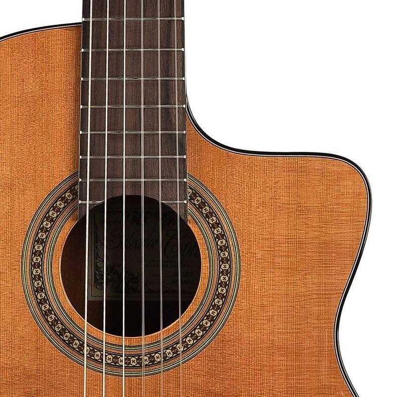 Salvador Cortez CC10CE Chitarra classica amplificata a spalla mancante - immagine 3