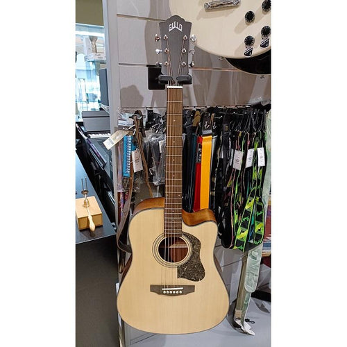 Guild D340CE NAT Limited Edition Chitarra Acustica Elettrificata