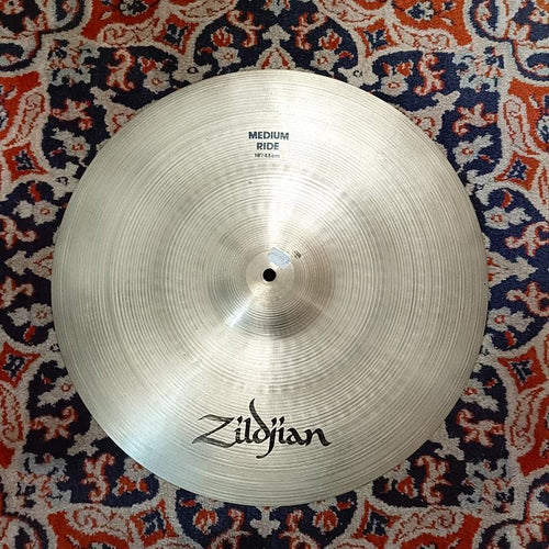 Zildjian Medium Ride 18 Piatto per batteria NUOVO EX DEMO