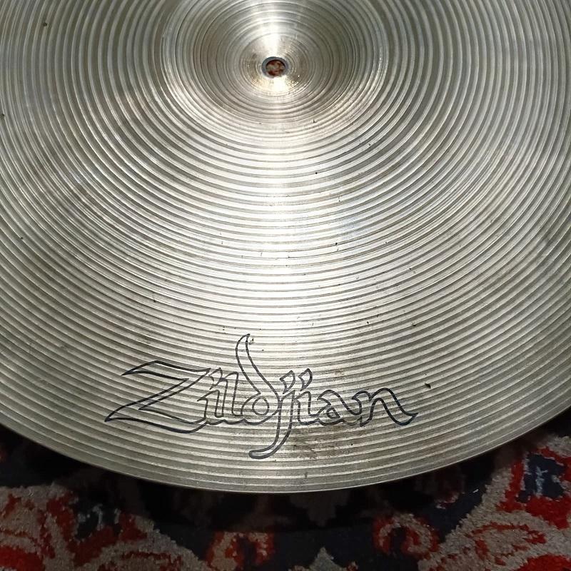 Zildjian Medium Ride 20 Piatto per batteria NUOVO EX DEMO - immagine 3