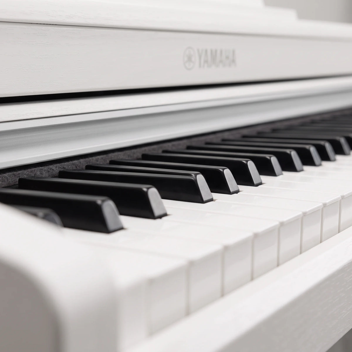 Yamaha YDP165WH White Bianco Opaco Arius